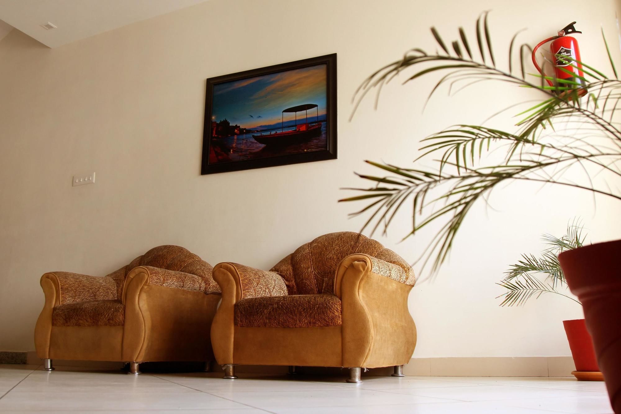 Hotel Premiere Villa  Varanasi Bagian luar foto